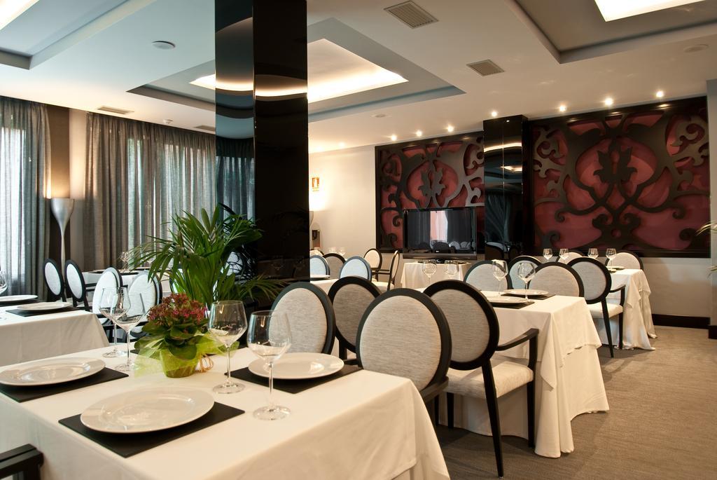 Hotel Infanta Leonor Écija Εξωτερικό φωτογραφία