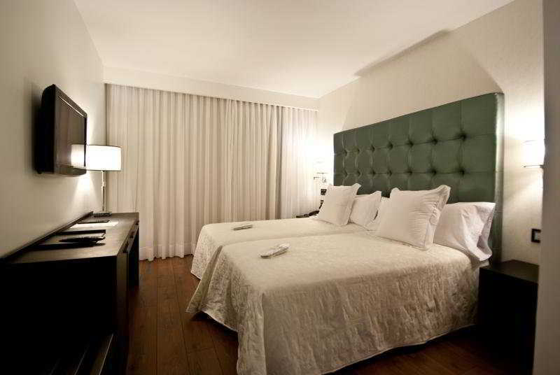 Hotel Infanta Leonor Écija Εξωτερικό φωτογραφία