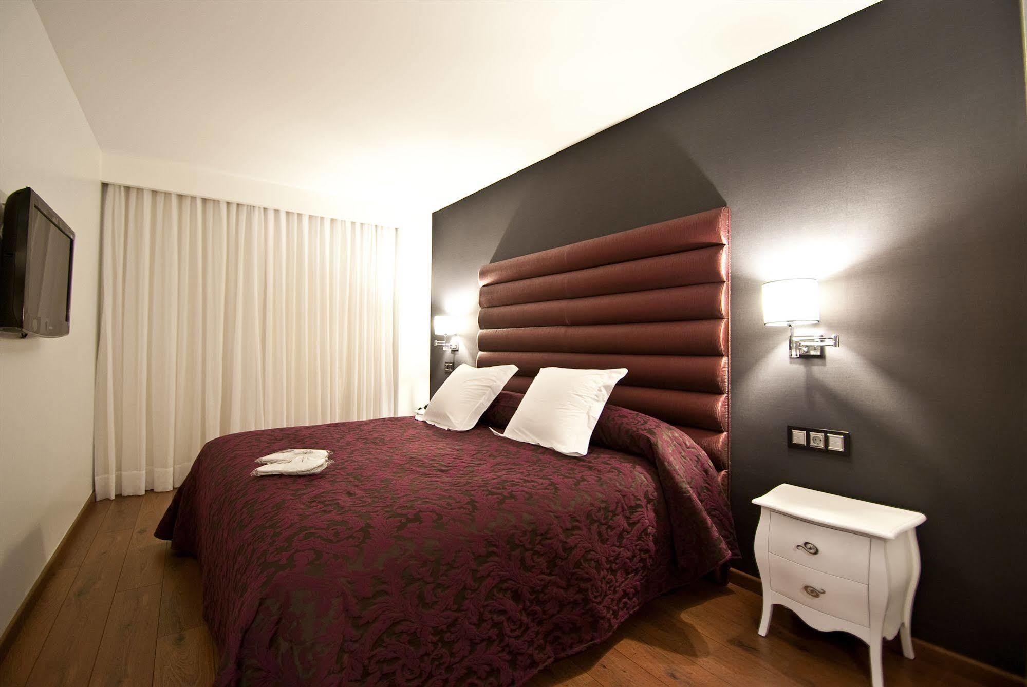 Hotel Infanta Leonor Écija Εξωτερικό φωτογραφία